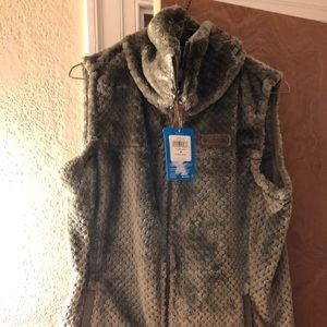 Columbia Vest NWT